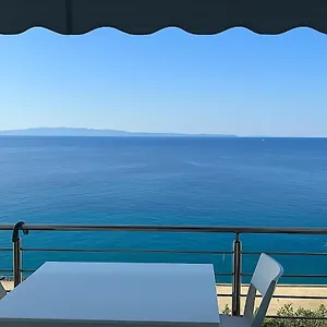 Apartamento Blue Sea, Qeparo
